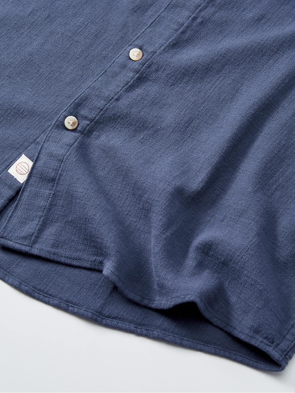 Marine Layer Classic Stretch Selvage Short Sleeve Shirt / Indigo - Picture 7 of 14